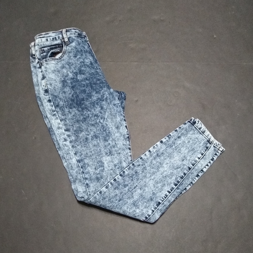 V 19-69 Italia acid wash button fly skinny jeans, 28